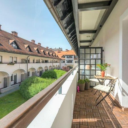Apartments Fine Ziherlova Ljubljana Eksteriør bilde